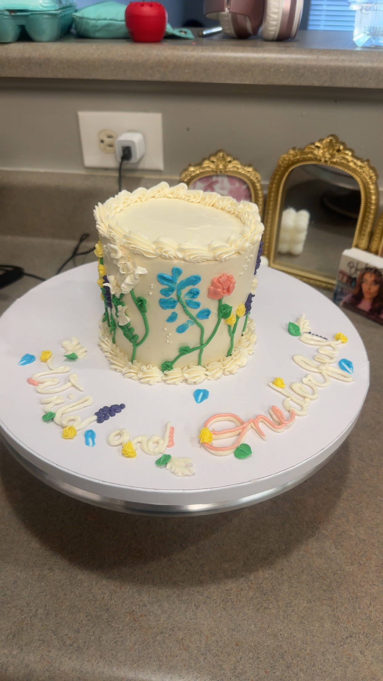 Wildflower smash cake