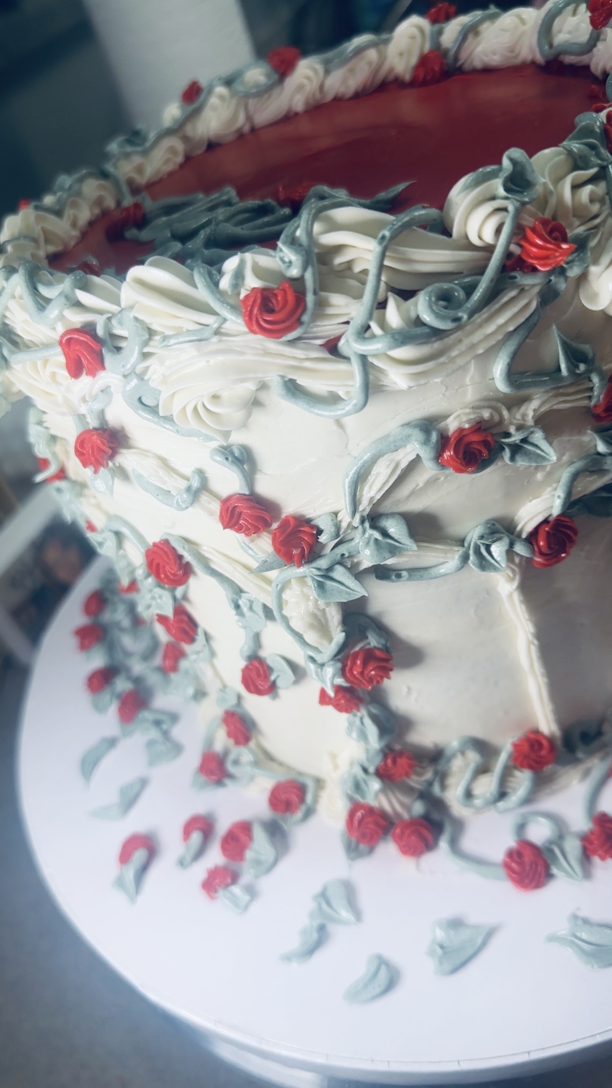 Whimsical vintage cake