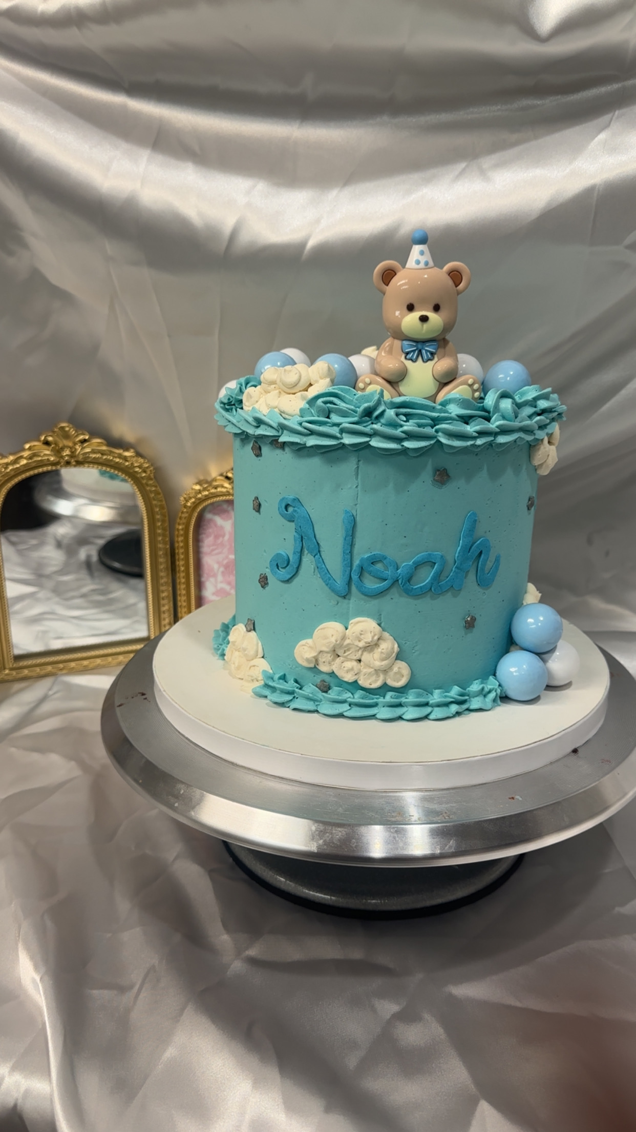 Custom baby shower cake